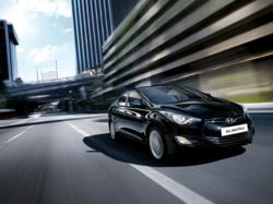 Hyundai Elantra earns top car safety award